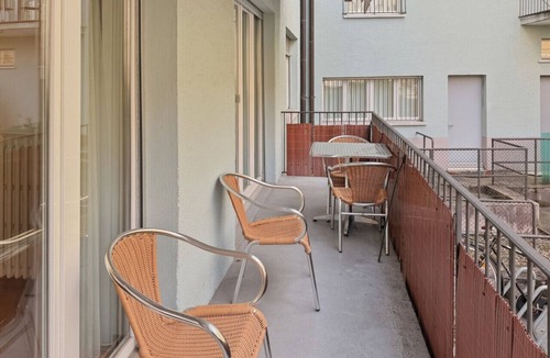 Seefeld Apartment | 2 BR apartment near the lake/city centre D5