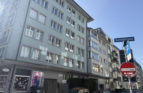 Seefeld Apartment | 2 BR apartment near the lake/city centre D5
