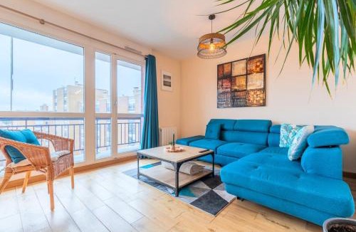 La Madeleine Apartment | 2 BR apartment with balconies & private parking