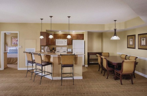Lake Buena Vista Resort | 2 BR -Bonnet Creek Pools, Dining, Pirate Ship Slide, Mini Golf