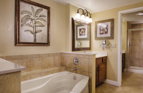Lake Buena Vista Resort | 2 BR -Bonnet Creek Pools, Dining, Pirate Ship Slide, Mini Golf
