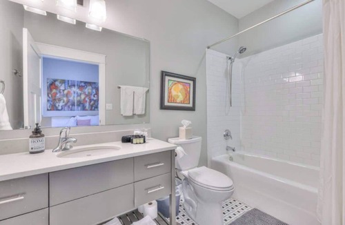 12 South Condo | 2-BR condo in 12 South I Unit 201