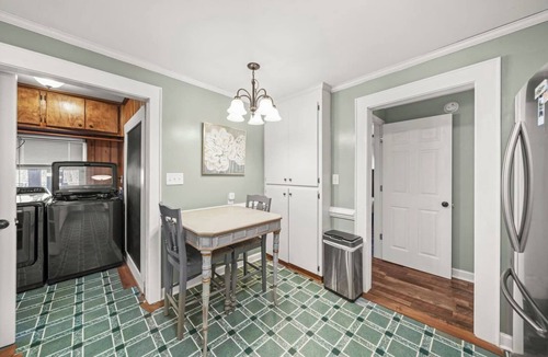 Belmont Historic District House | 2-BR Cozy Belmont Getaway —Fire Pit — River District
