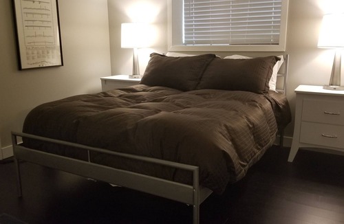 Cedar Hills Apartment | 2 BR Creekside Apartment w/kitchenette