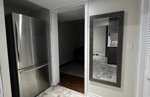 Milton House | 2 BR Exclusive Suite, TV, Free Parking/Wifi