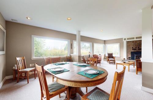 Lummi Island House | 2 BR Home surrounded by tranquility