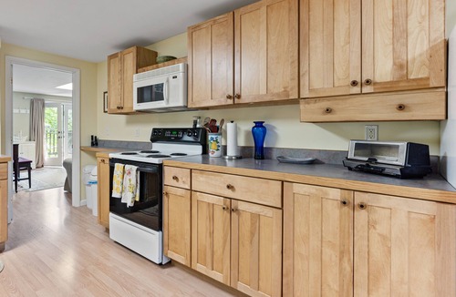 Town of Macomb Apartment | 2 BR Lakefront Apartment on Black Lake