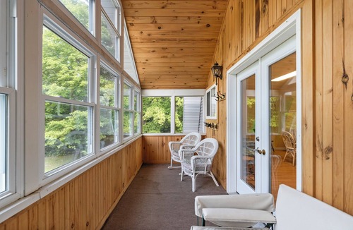 Town of Macomb Apartment | 2 BR Lakefront Apartment on Black Lake