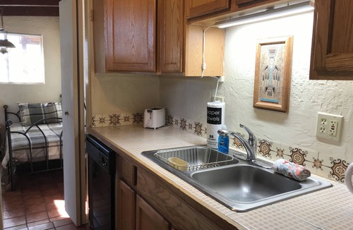 Tanque Verde House | 2 BR ON 10.5 ACRE GUEST RANCH, POOL! Sleeps 5! Full Kitchen, BBQ, Firepit.