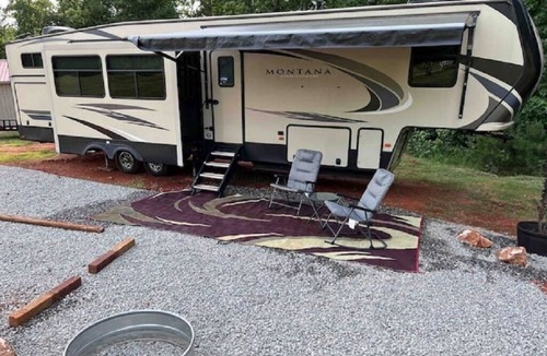 Social Circle House | 2 BR Suite W/Starlink 30 minutes from UGA