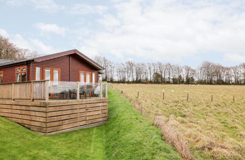 Tavistock House | 2 Cedar Lodge Park