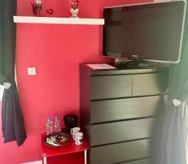 Bourg-Achard Bed & Breakfast | 2 chambres communicantes accès privé