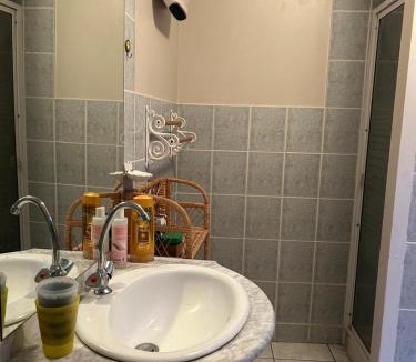 Beaumont-les-Valence Bed & Breakfast | 2 Chambres dans maison typique