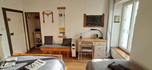 La Possonniere House | 2 Chambres dans maison de caractère