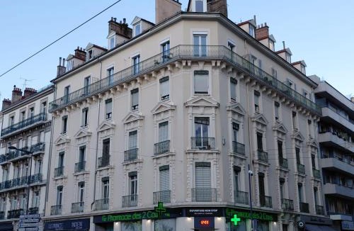 Quartier Hyper-Centre Apartment | 2 chambres, Parking privé, Gare à 8 min