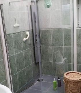 Tourville-sur-Arques House | 2 chambres privées dans un jardin d'hiver, garage voiture, vélos, motos