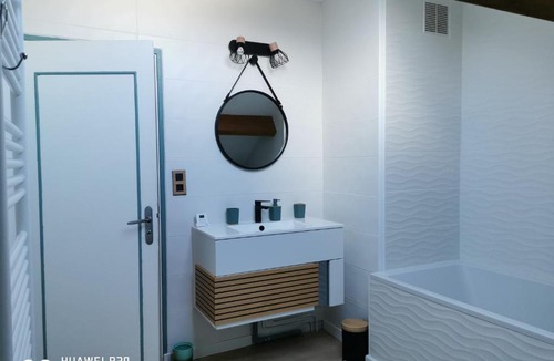 Arnage Bed & Breakfast | 2 chambres privatives avec Sdb proche circuit