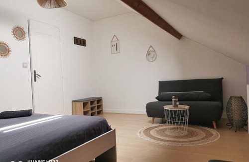 Arnage Bed & Breakfast | 2 chambres privatives avec Sdb proche circuit