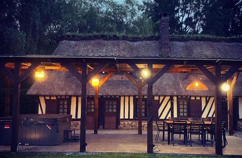 Saint-Georges-du-Vievre House | 2 chaumieres pour vos Week-end et vacances en Normandie