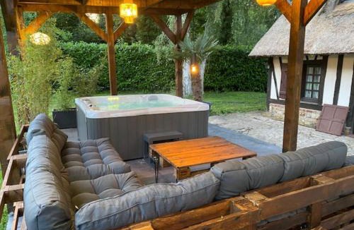 Saint-Georges-du-Vievre House | 2 chaumieres pour vos Week-end et vacances en Normandie