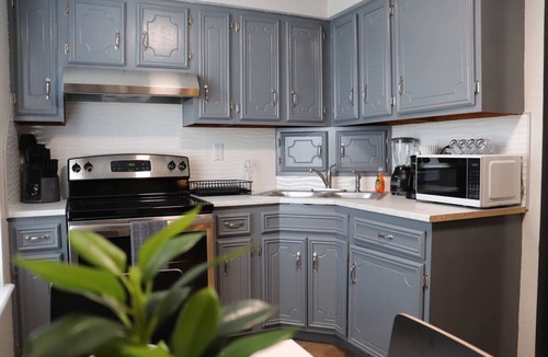 Eagle Pass Apartment | 2 Columns Stay 5 - Eagle Pass