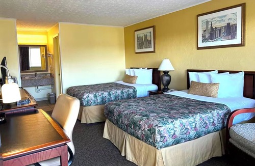 Logan Hotel | 2 Comfortable Units | Explorer-Friendly Stay | Scenic Forest & State Park Trails