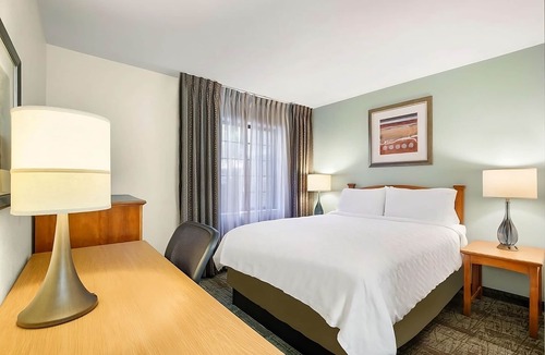 Carmel Mountain Ranch Hotel | 2 Comfortable Units w/Complimentary Breakfast, Near San Diego Attractions