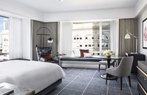 Union Square Hotel | 2 Connecting Suites at a 5⭐️ Hotel
