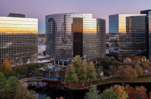 North Dallas House | 2 Connecting Suites at a 4⭐️ Hotel
