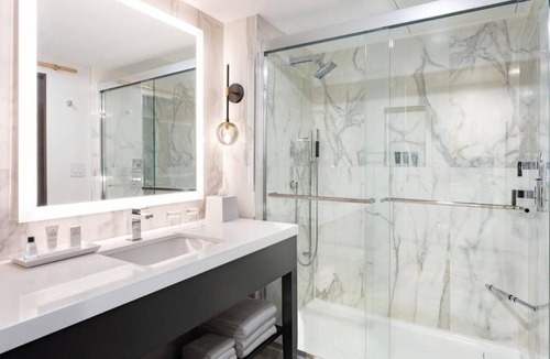 Brickell Hotel | 2 Connecting Suites at a 5⭐️ Hotel