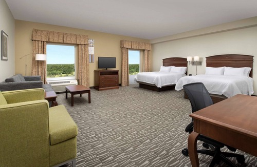 Lakeland Hotel | 2 Connecting Suites at a Hotel
