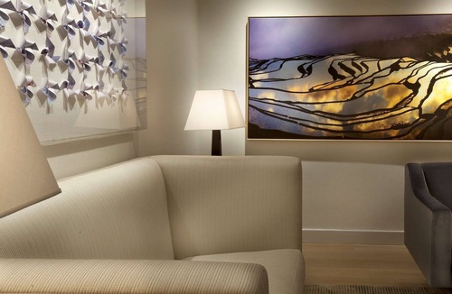 Midtown East Hotel | 2 Connecting Suites at a 4⭐️ Hotel