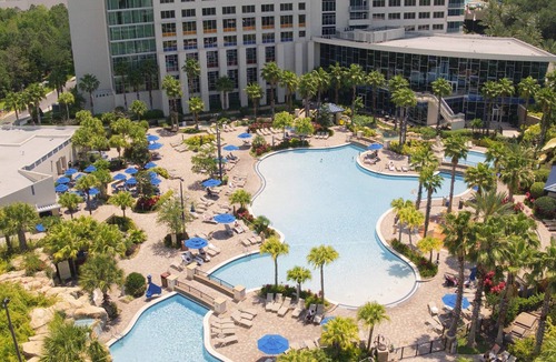 Florida Central Atlantic Coast Hotel | 2 Connecting Suites at a 4.5⭐️ Hotel
