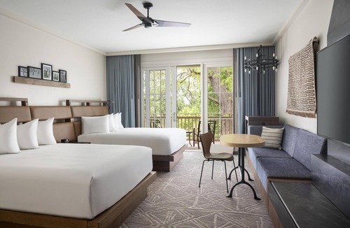Lost Pines Hotel | 2 Connecting Suites at a 4⭐️ Hotel