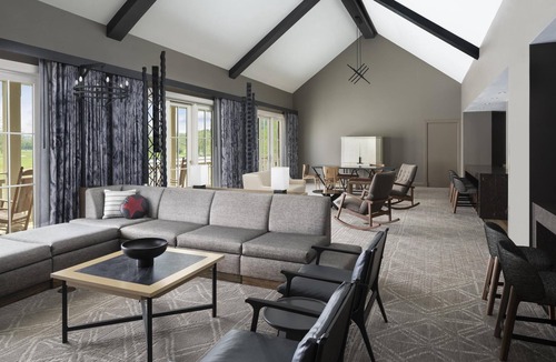 Lost Pines Hotel | 2 Connecting Suites at a 4⭐️ Hotel