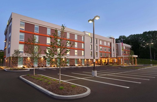 McCandless Township Apartment | 2 Connecting Suites at a Hotel