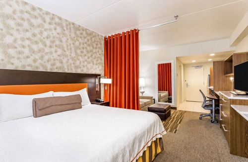Newtonville Hotel | 2 Convenient Units w/Free Breakfast, Pets Allowed. Near Six Mile Waterworks