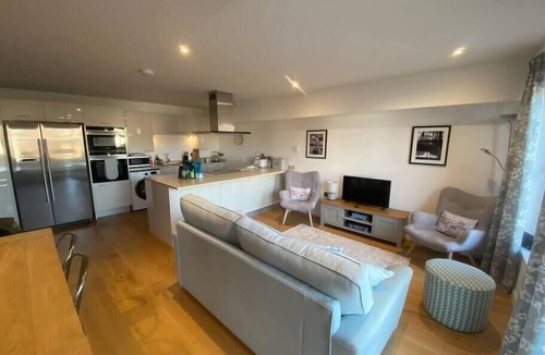 Martlesham Heath Apartment | 2 Deben Wharf, Woodbridge
