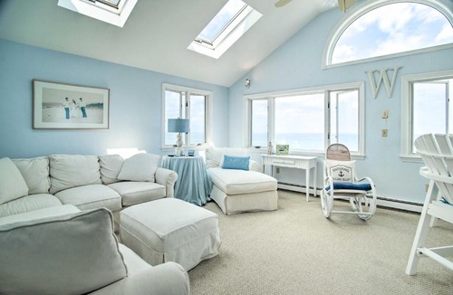 Ocean Bluff-Brant Rock House | 2 Decks and Beach Access Oceanfront Getaway!