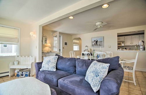 Ocean Bluff-Brant Rock House | 2 Decks + Beach Access: Oceanfront Getaway!