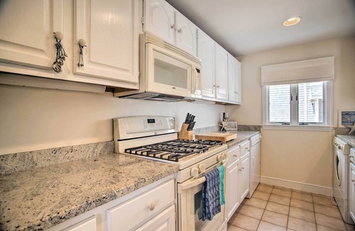 Ocean Bluff-Brant Rock House | 2 Decks + Beach Access: Oceanfront Getaway!