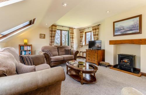 Trefeglwys Apartment | 2 Derw Cottages