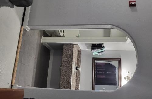 Livingston Apartment | 2 Double Bed Private Room 130