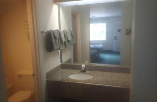 Livingston Apartment | 2 Double Beds Hotel Studio 126