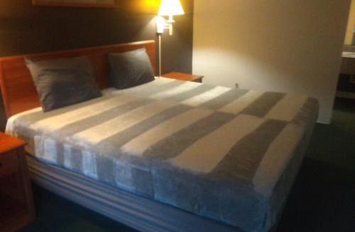 Livingston Apartment | 2 Double Beds Hotel Studio 126