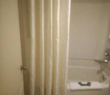 Livingston Apartment | 2 Double Beds Hotel Studio 137