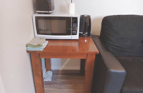 Selwyn Heights Ski Chalet | 2 Double Beds including 1 Sofa Bed Garden Chalet B