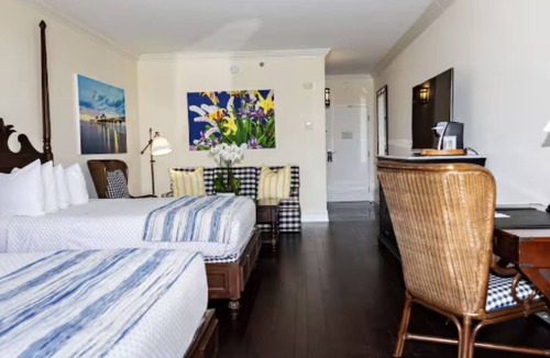 Pelican Bay Hotel | 2 Double City | Inn at Pelican Bay | Breakfast + Beach Ride | 2 Units