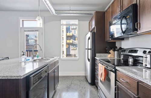 Mile Square Apartment | 2 Downtown corner units with free parking