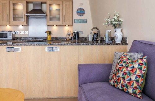 West Bay Cottage | 2 Driftwood